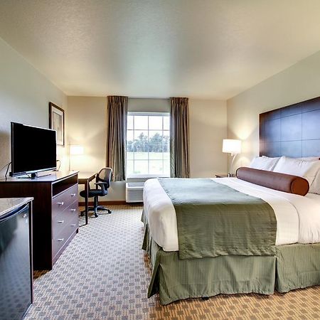 Cobblestone Inn & Suites - Schuyler Esterno foto