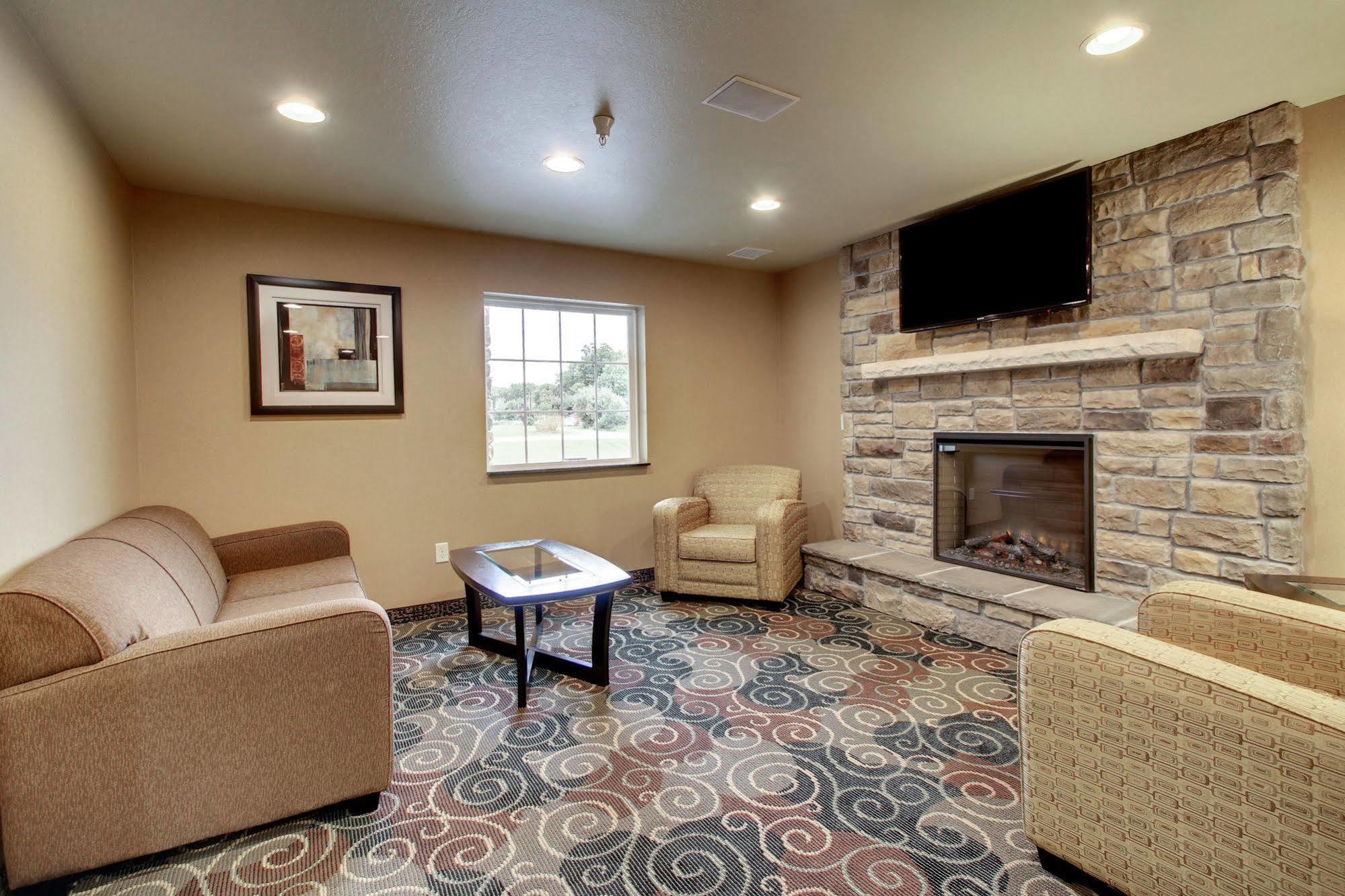 Cobblestone Inn & Suites - Schuyler Esterno foto